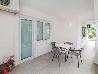 Апартаменты Apartments MIK5 Будва Номер-студио с террасой-32